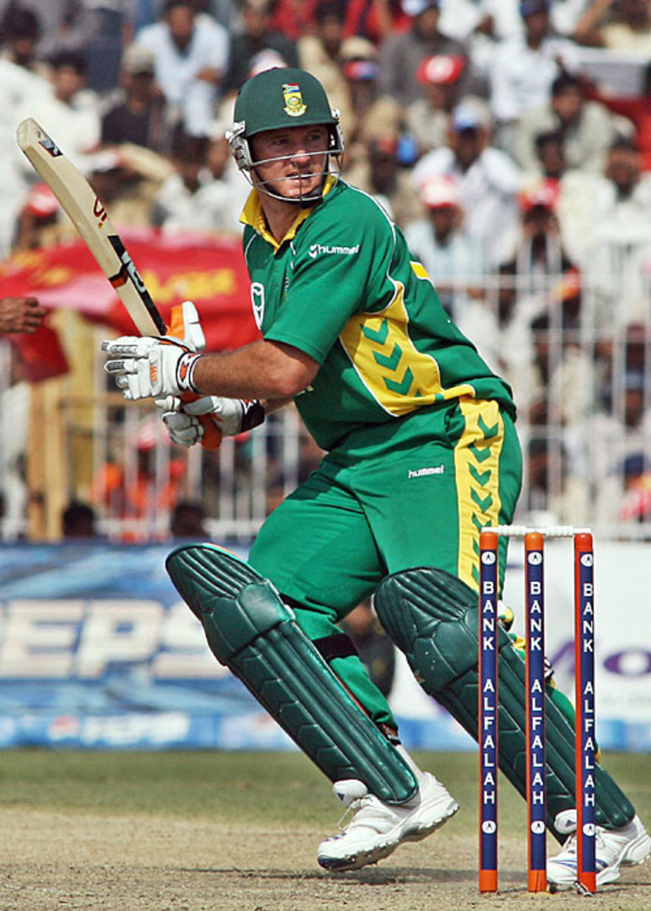 Graeme Smith top scored for South Africa with 48, Pakistan v South Africa, 3rd ODI, Faisalabad, October 23, 2007