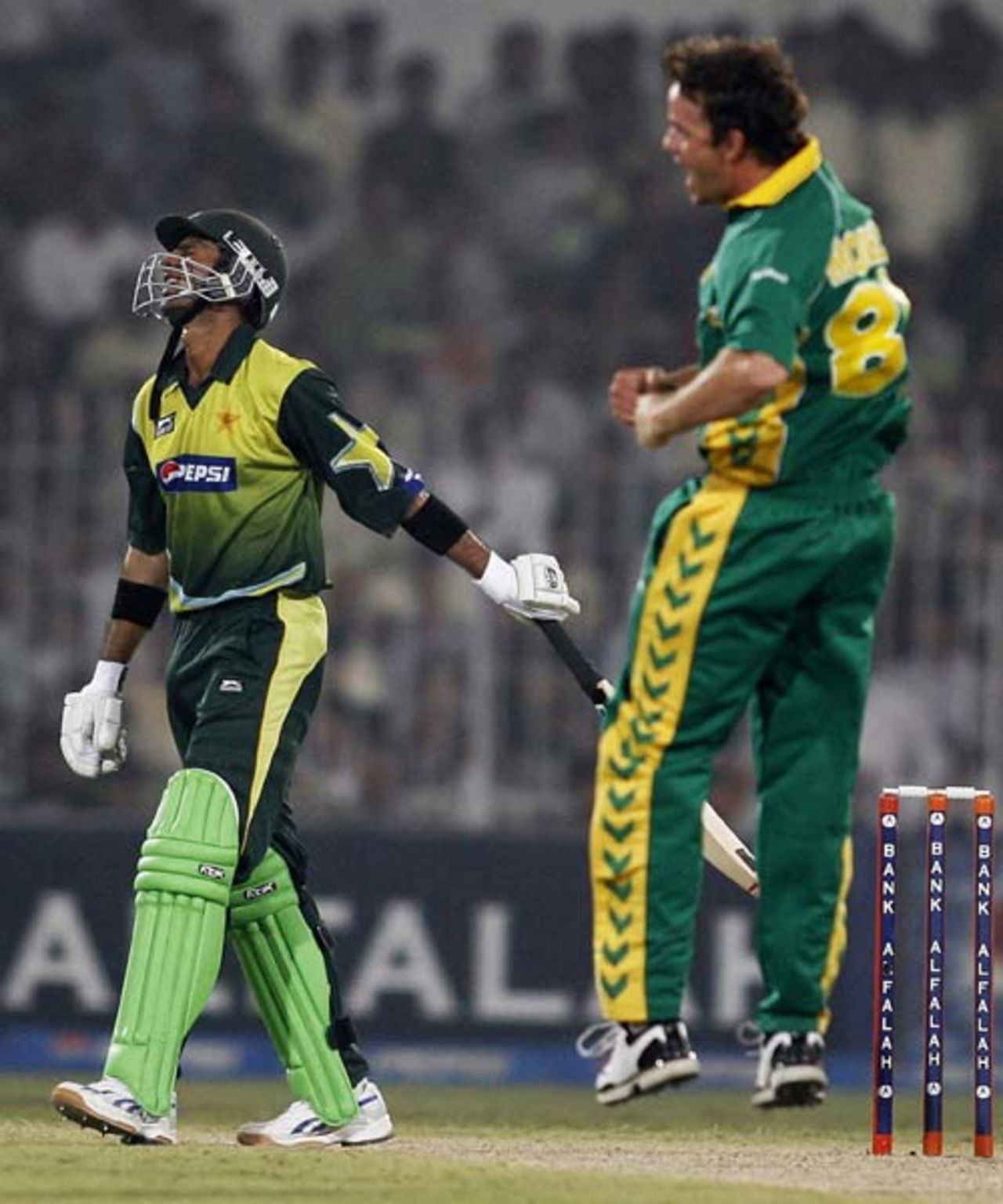 Albie Morkel is thrilled at having dismissing Shoaib Malik, Pakistan v South Africa, 3rd ODI, Faisalabad, October 23, 2007