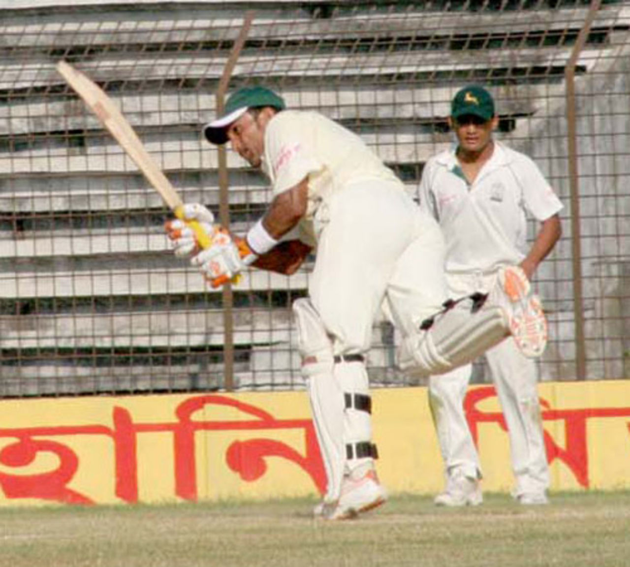 Khaled Mashud attacks during his unbeaten 86, Rajshahi Division v Sylhet,  National Cricket League, October 26, 2007