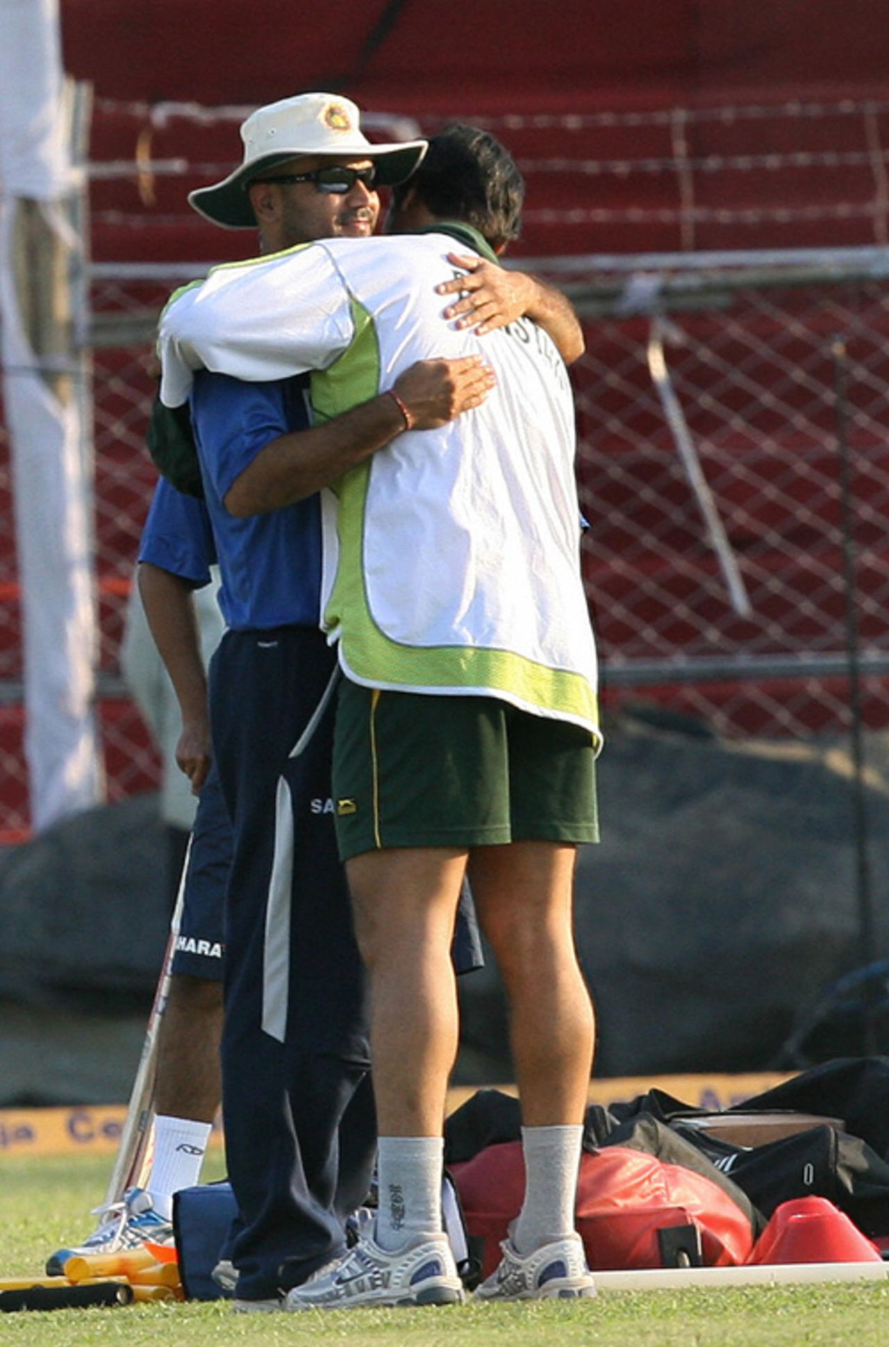 Shoaib Akhtar offers his condolences to Virender Sehwag, who recently lost his father, Guwahati, November 4, 2007