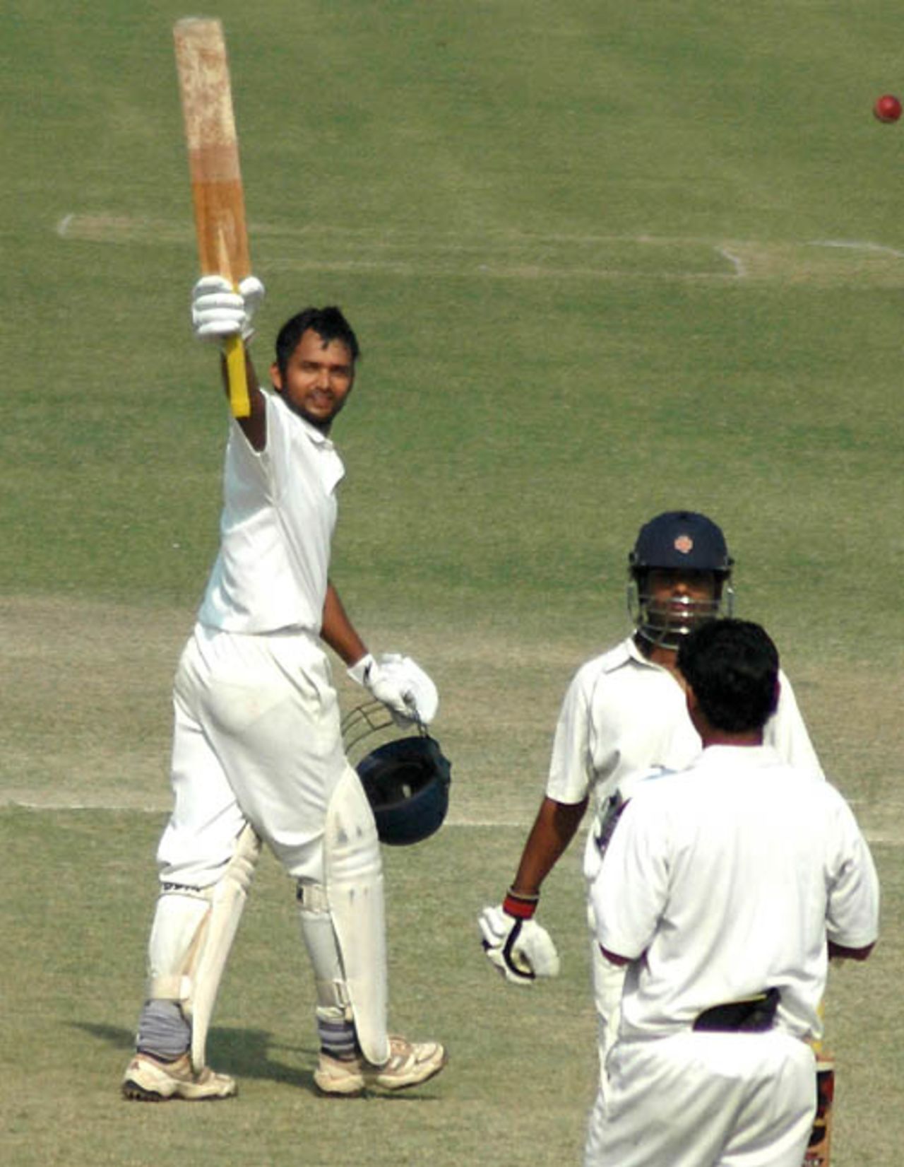 Hemal Watekar raises his bat after scoring his second century of the match, Punjab v Andhra, Ranji Trophy Super League, Group B, 1st round, 4th day, Amritsar, November 6, 2007 