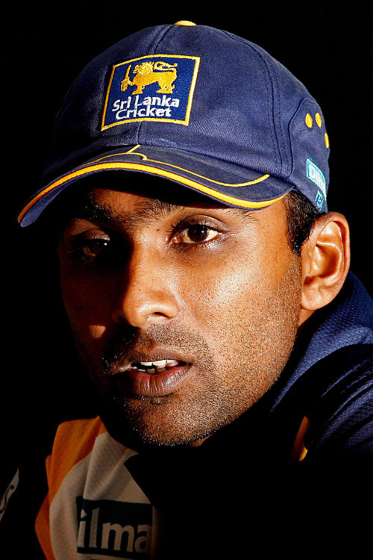 Mahela Jayawardene speaks to reporters in Brisbane, November 7, 2007