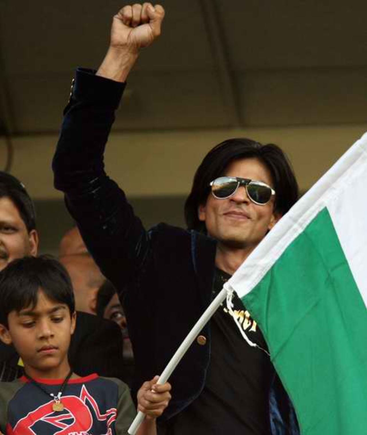 Indian film star Shahrukh Khan celebrates the Indian cricket team's victory against Pakistan in the final match of the ICC World Twenty20 at the Wanderers Cricket Stadium in Johannesburg, 24 September 2007 