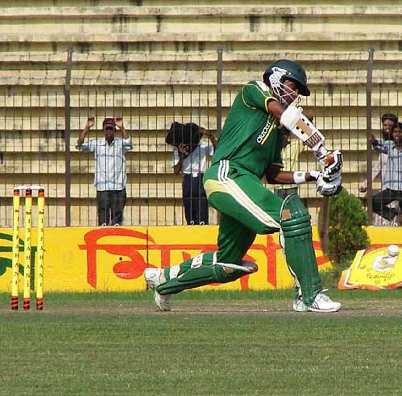 Naeem Islam's 66 helped Rajshahi to a win, Khulna v Rajshahi, National Cricket League One-Day, Khulna, November 14, 2007