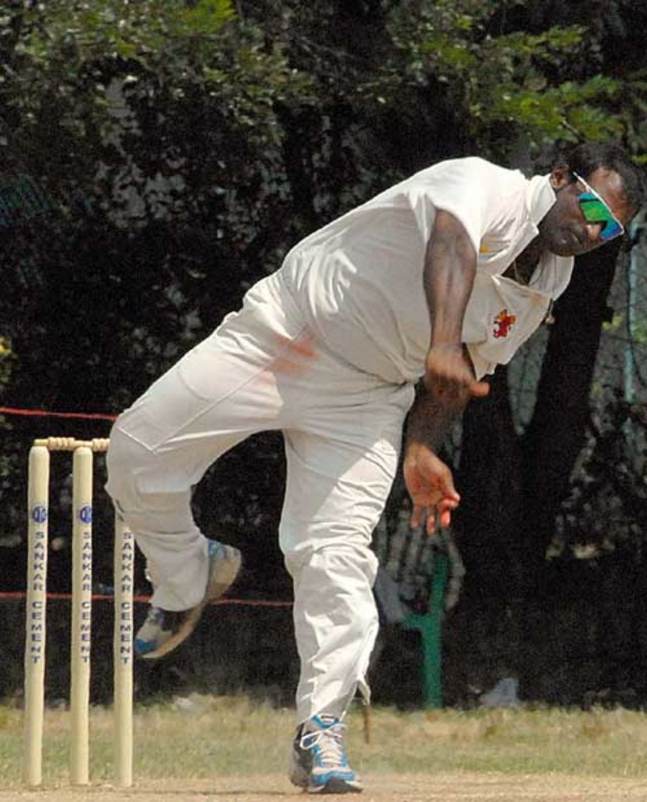 Ramesh Powar took five wickets in Tamil Nadu's second innings, Tamil Nadu v Mumbai, Ranji Trophy Super League, 2nd round, Group A, 3rd day, November 17, 2007