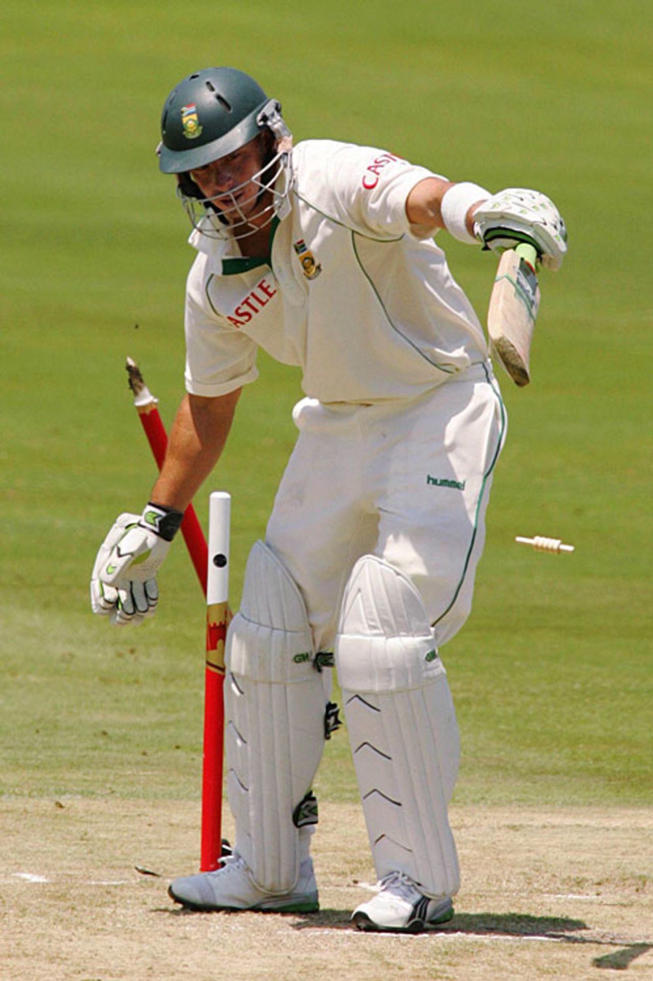 Herschelle Gibbs has hit stumps knocked over, South Africa v New Zealand, 2nd Test, Centurion, 2nd day, November 17, 2007