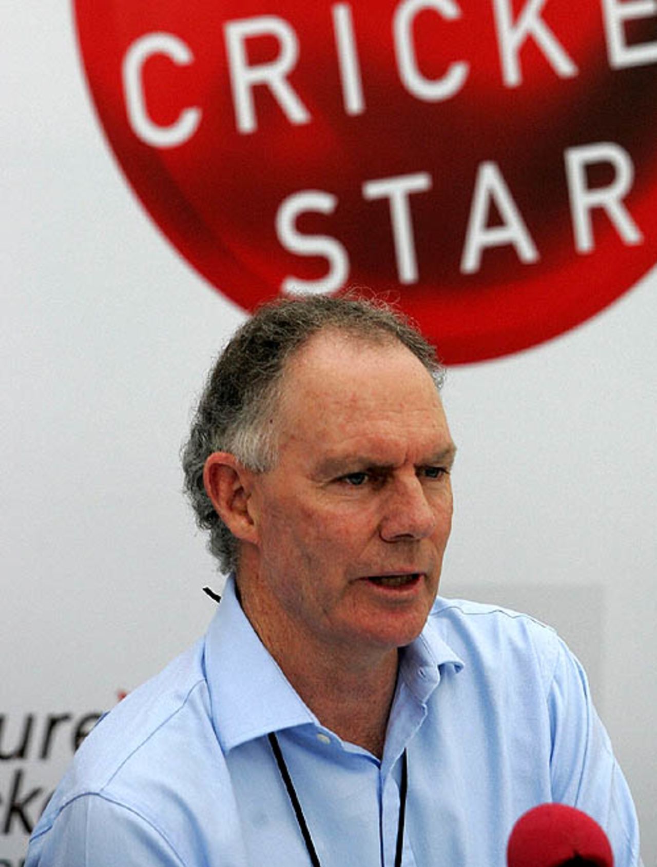 Greg Chappell addresses a press conference in Jaipur, November 17, 2007