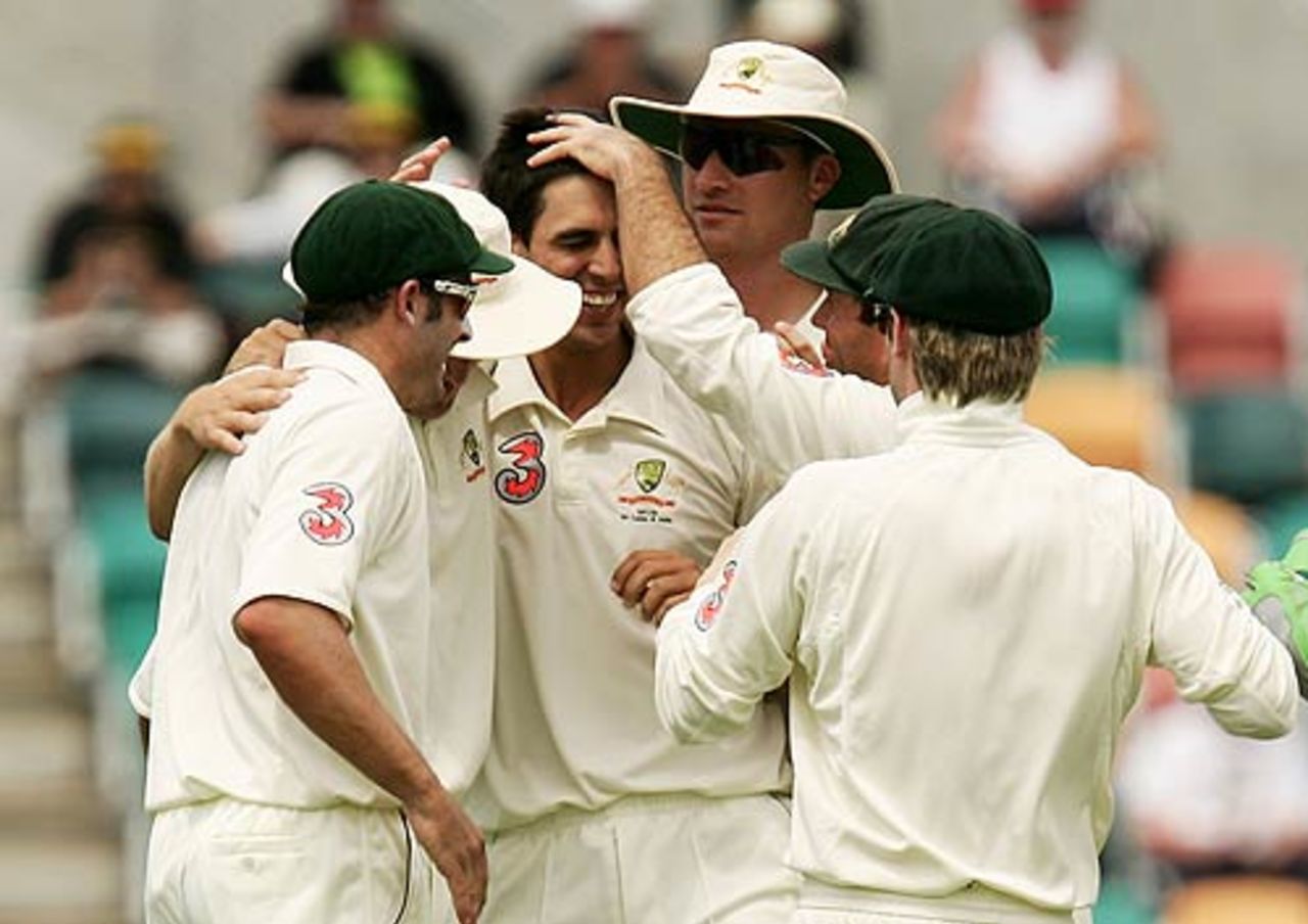 Mitchell Johnson is congratulated on removing Michael Vandort, Australia v Sri Lanka,  2nd Test, Hobart, 4th day, November 19, 2007
