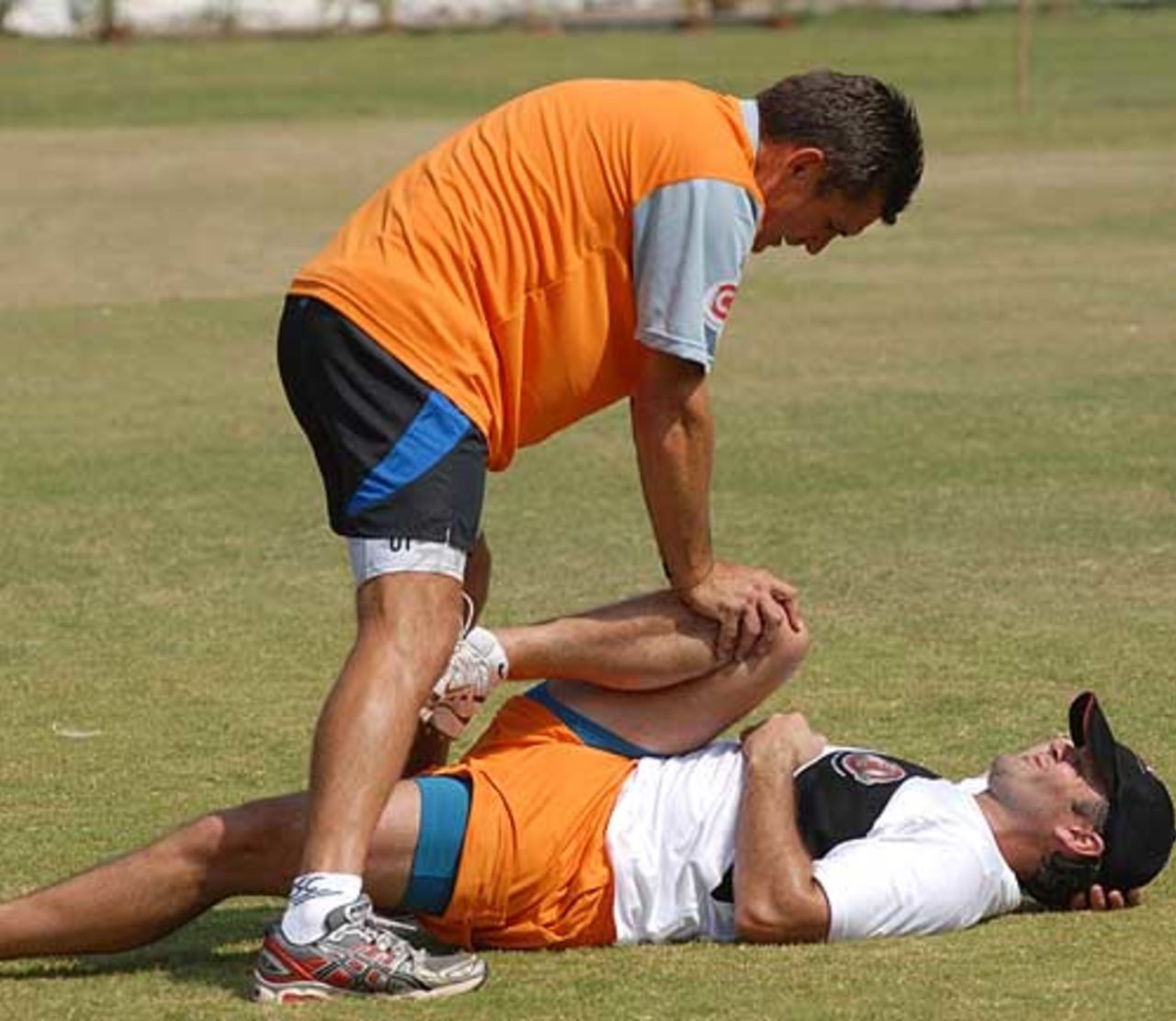 Nathan Astle does some stretches during training, Mumbai, November 19, 2007