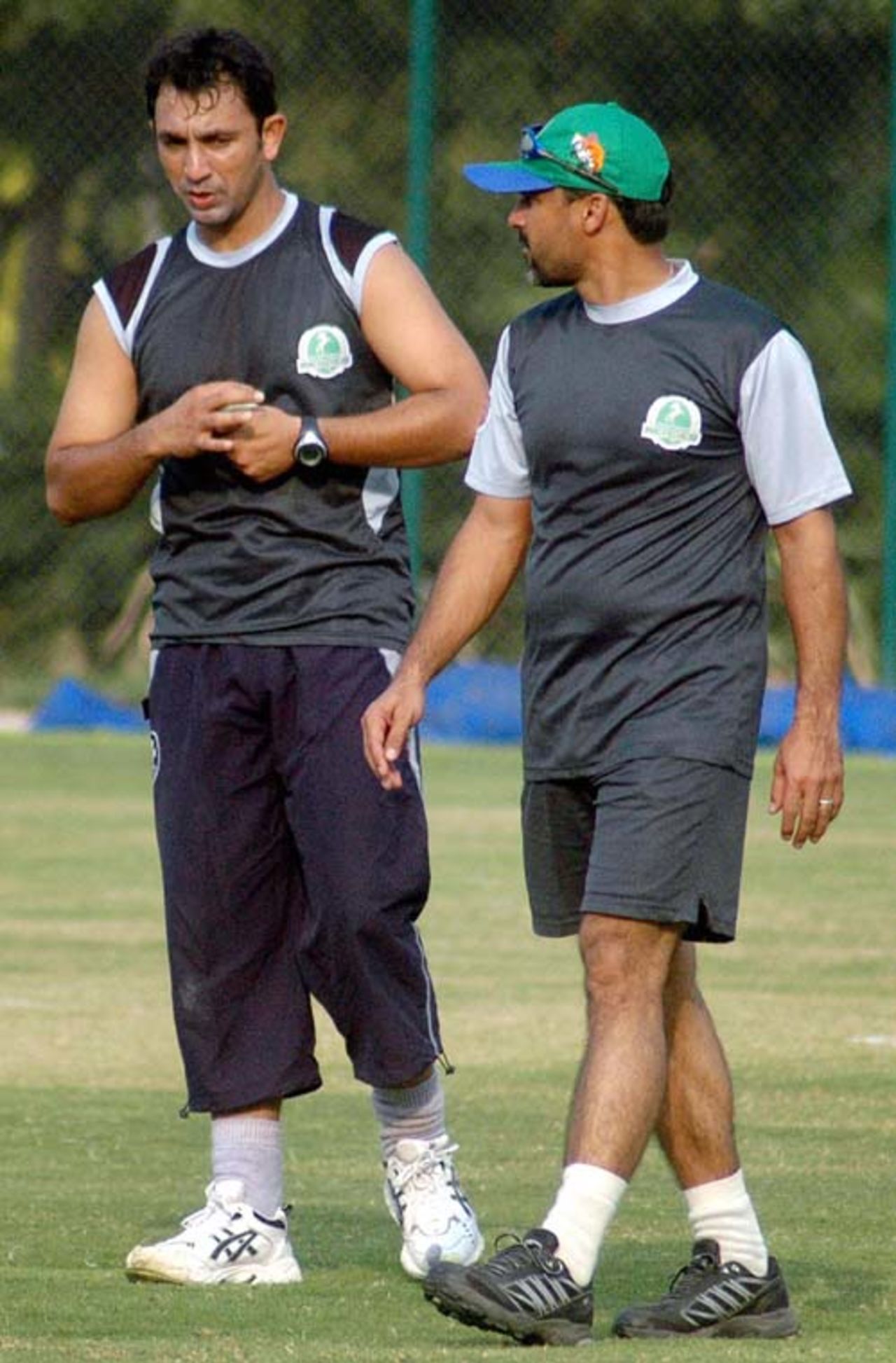 Azhar Mahmood and Moin Khan, the coach of Hyderabad Heroes, take part in an ICL training camp, November 20, 2007