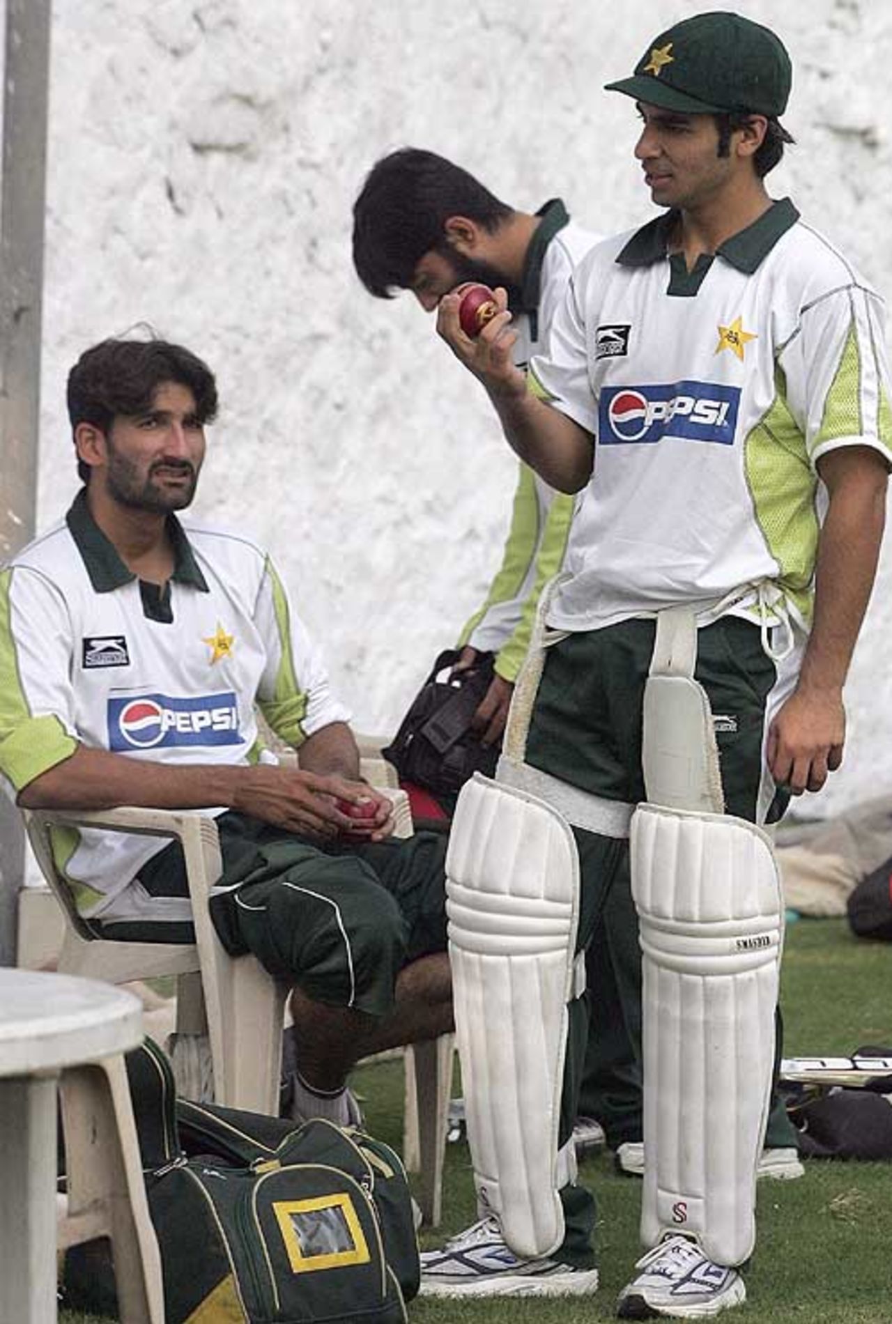 Salman Butt is padded up to bat while Sohail Tanvir looks on, Delhi, November 20, 2007