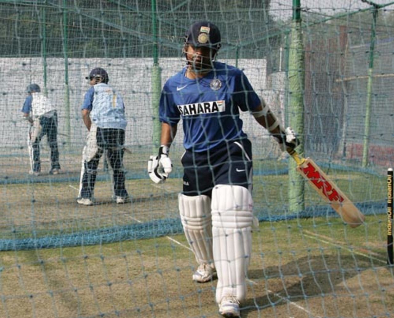 Sachin Tendulkar gets some batting practice in the nets, Delhi, November 21, 2007
