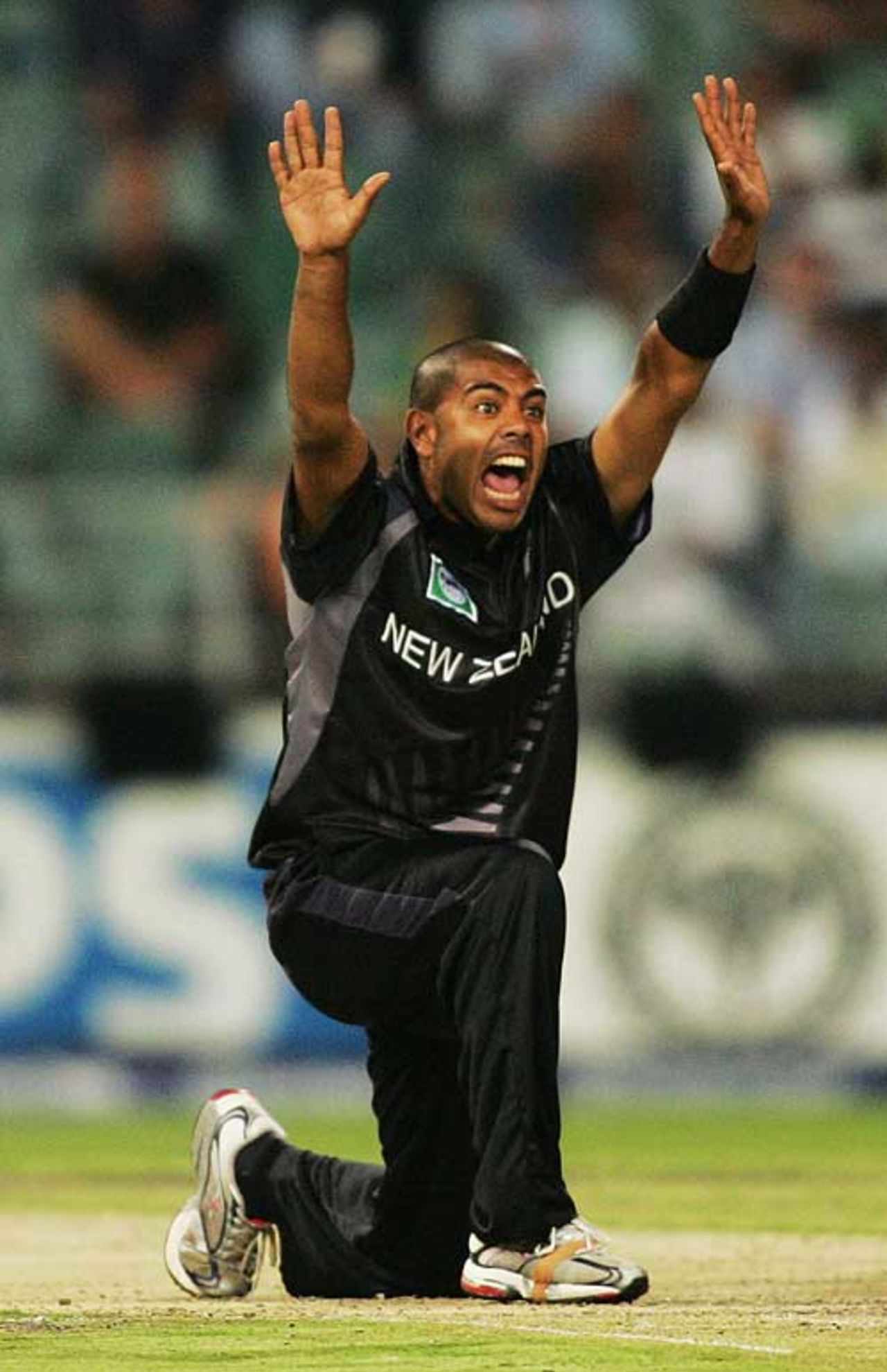 Jeetan Patel gave New Zealand a chance with two quick wickets, South Africa v New Zealand, Twenty20 International, Johannesburg, November 23, 2007