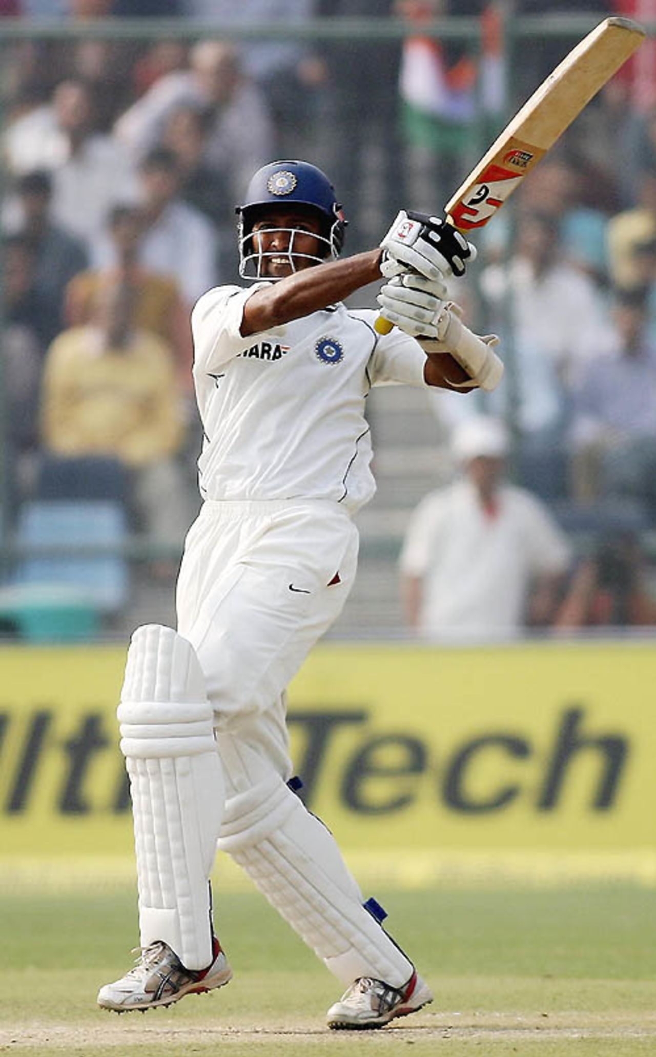 Wasim Jaffer pulls during his fluent 53, India v Pakistan, 1st Test, Delhi, 4th day, November 25, 2007