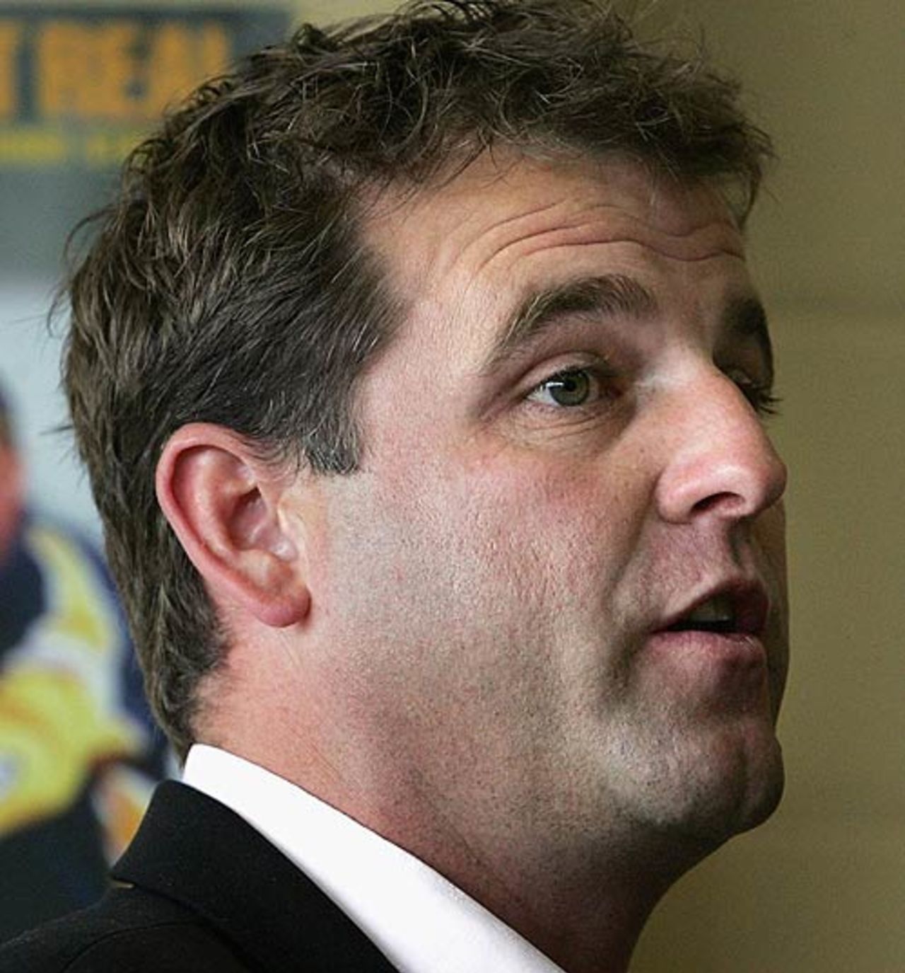 Darren Berry launches his book, Melbourne, December 2, 2004