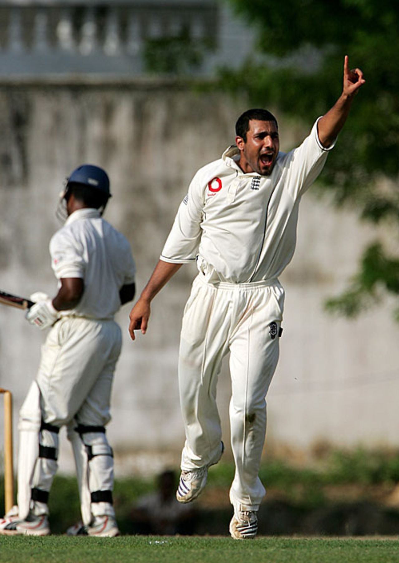 Ravi Bopara roars an appeal, SL Board President's XI v England XI, Colombo, November 26, 2007