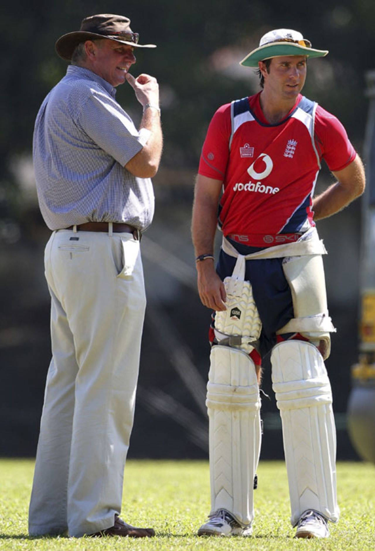 David Graveney and Michael Vaughan chat in the nets, Kandy, November 29, 2007