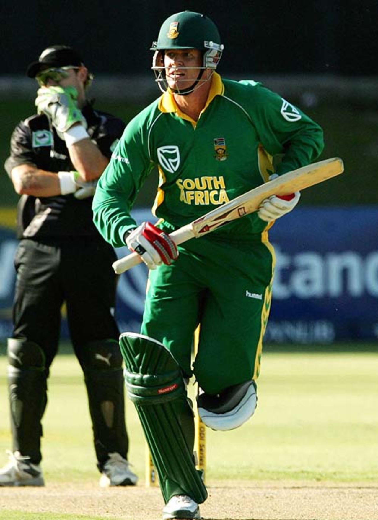 Shaun Pollock takes a run as Brendon McCullum looks on, South Africa v New Zealand, 2nd ODI, Port Elizabeth, November 30, 2007