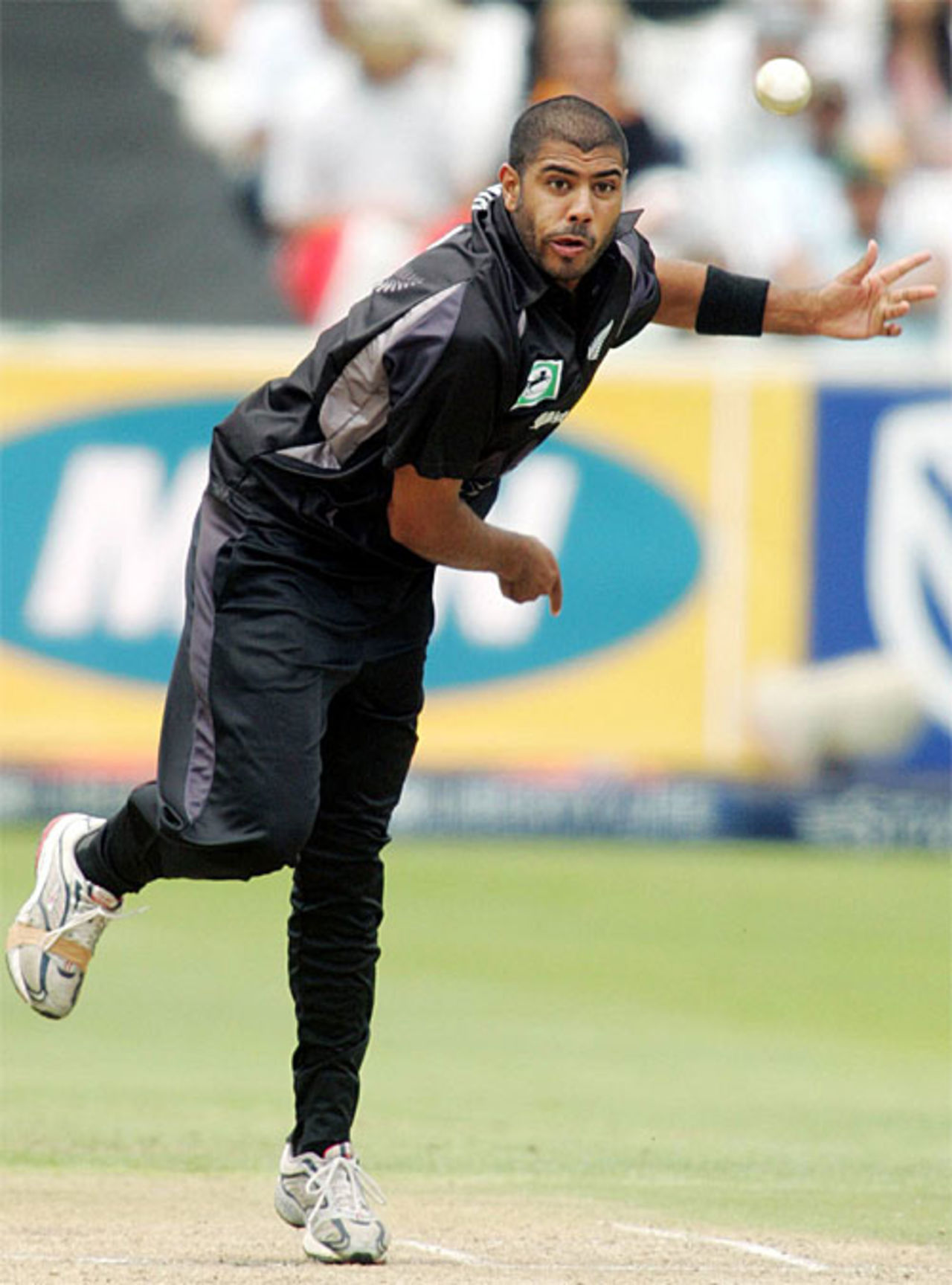 Jeetan Patel's 7.2 wicketless overs went for 54, South Africa v New Zealand, 3rd ODI, Cape Town, December 2, 2007