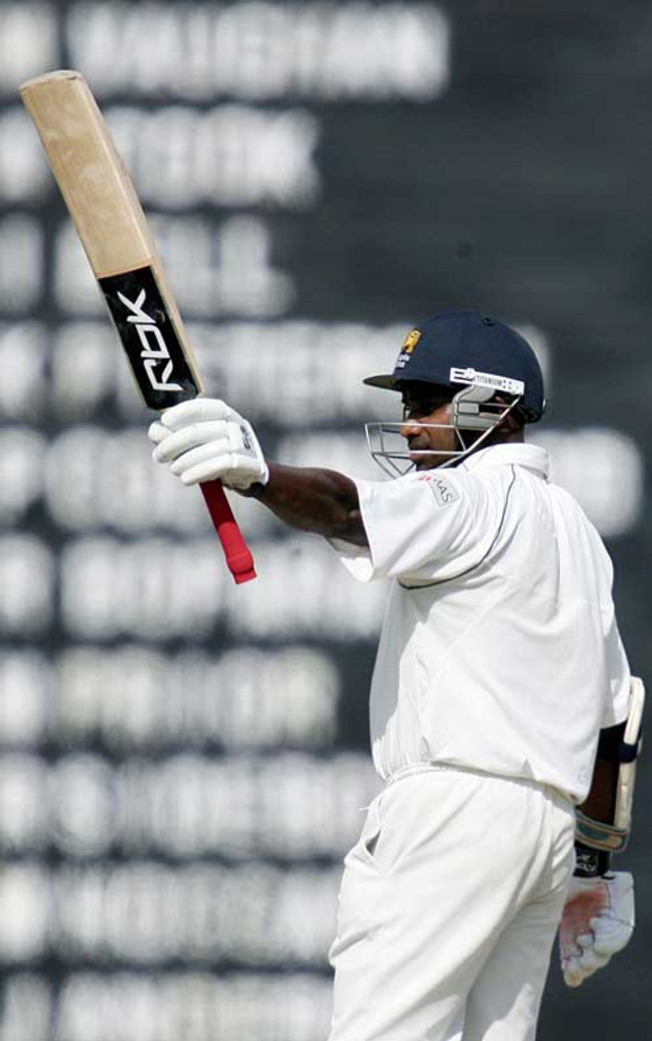 Sanath Jayasuriya acknowledges cheers following his half-century. He eventually hit 78, Sri Lanka v England, 1st Test, Kandy, December 3, 2007