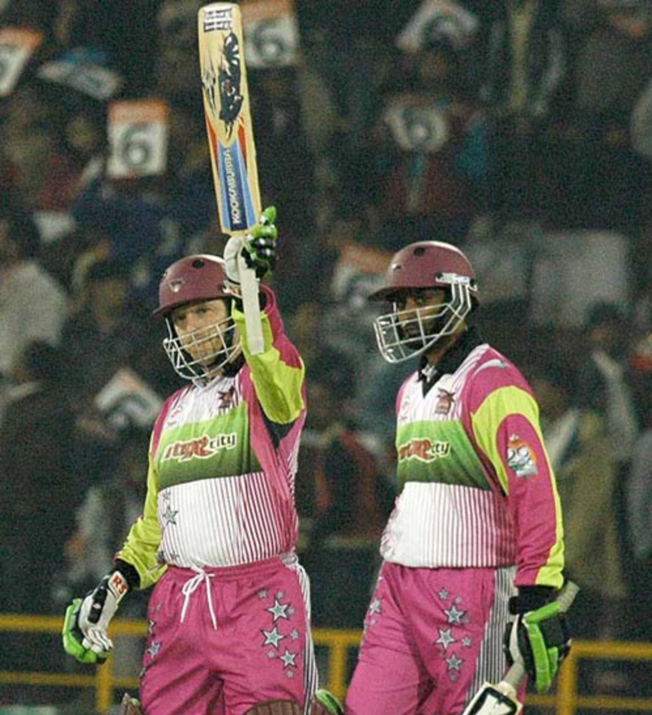 Ian Harvey acknowledges the crowd on reaching his fifty, Chennai Superstars v Mumbai Champs, Indian Cricket League, December 3, 2007