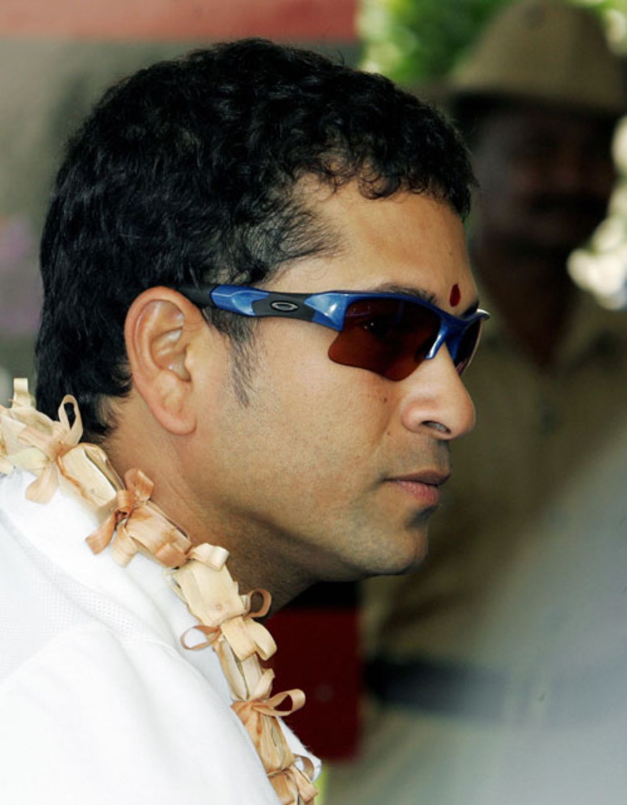 Sachin Tendulkar arrives in Bangalore ahead of the third Test, December 5, 2007 