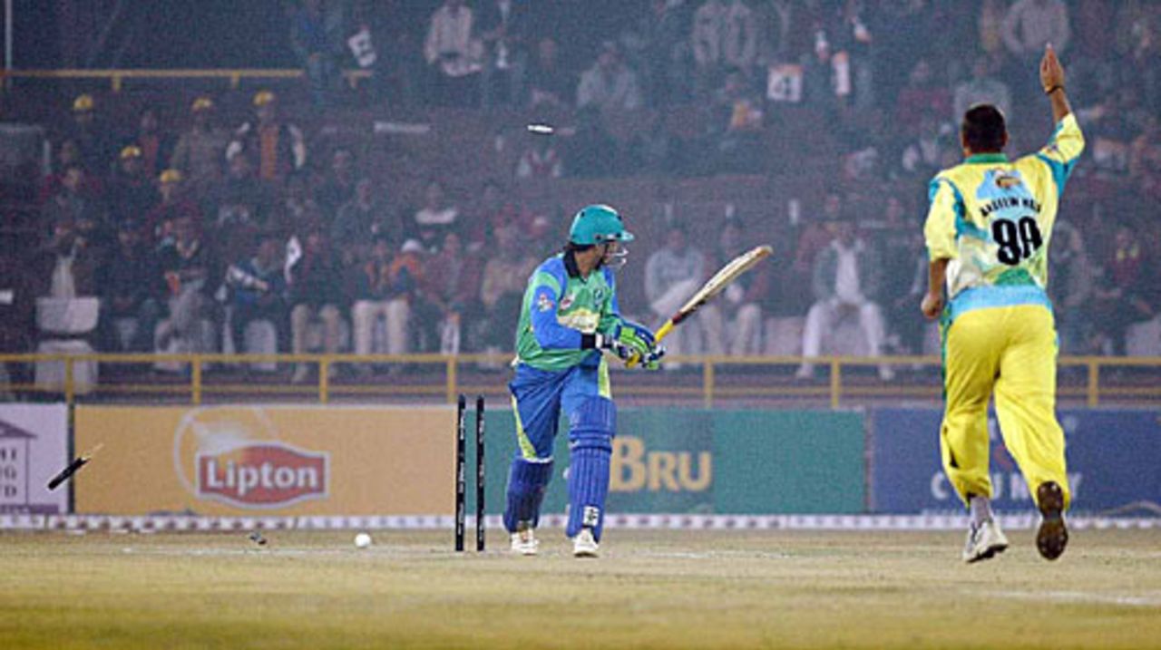 Syed Sahabuddin has his off stump knocked over and broken in half by Andrew Hall, Chandigarh Lions v Hyderabad Heroes, 7th match, Indian Cricket League, Panchkula, December 5, 2007
