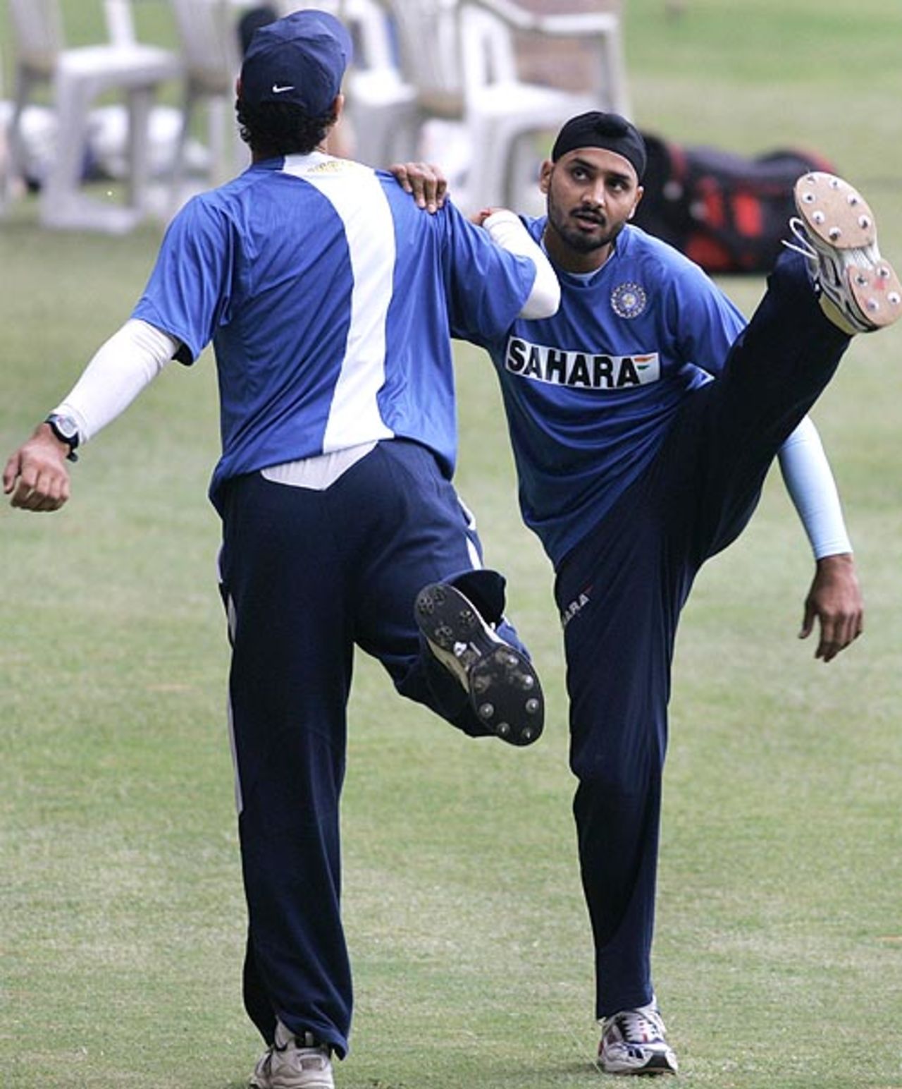 Yuvraj Singh and Harbhajan Singh do some stretches , Bangalore, December 6, 2007