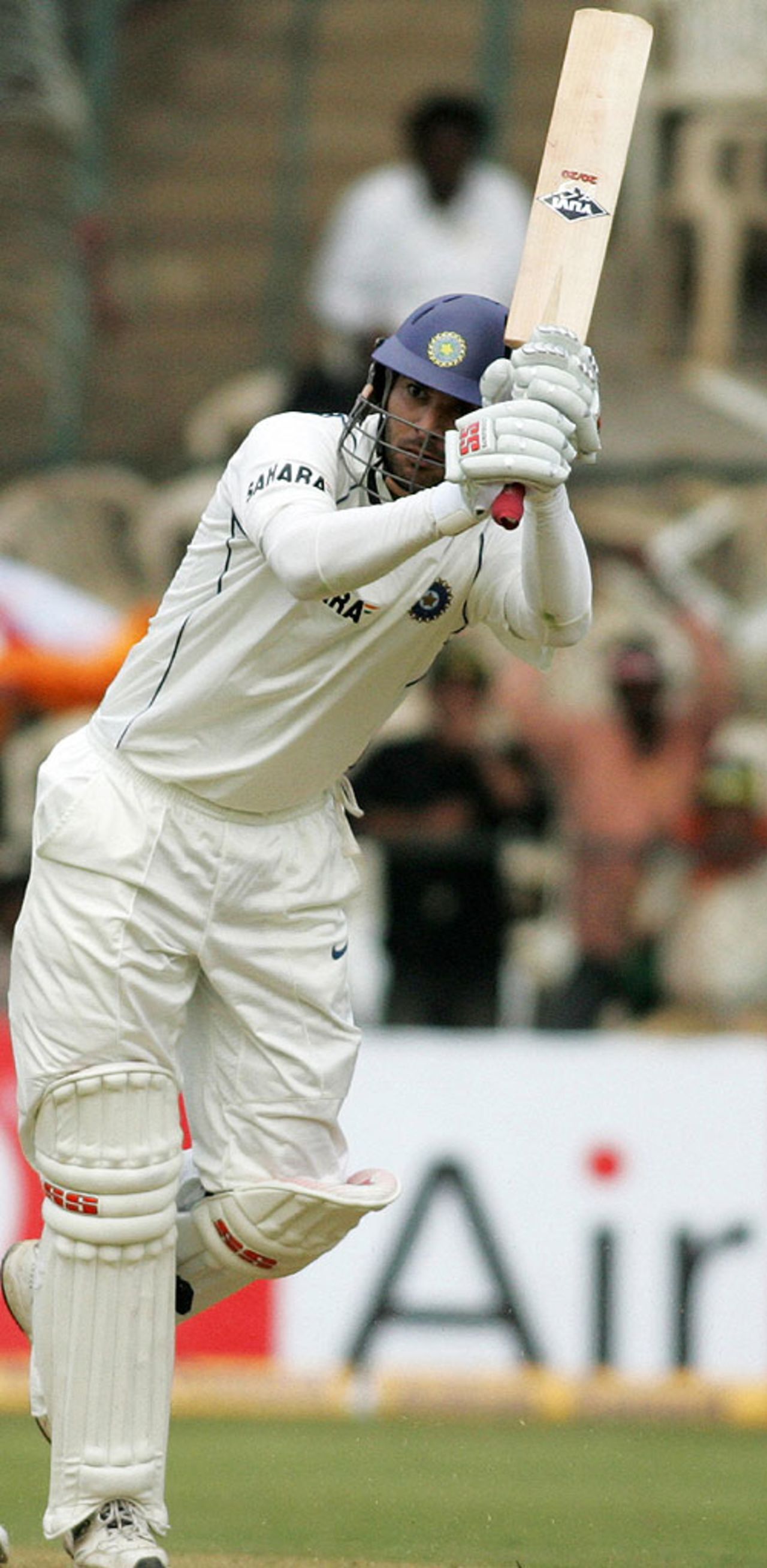 Yuvraj Singh was sublime against anything on the pads, India v Pakistan, 3rd Test, Bangalore, 1st day, December 8, 2007