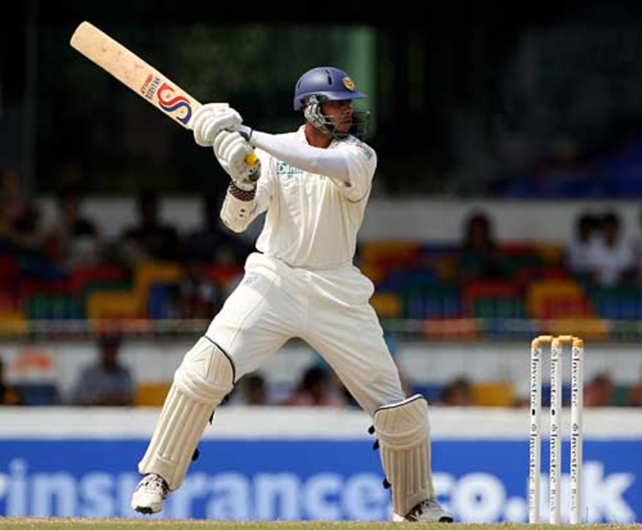 Michael Vandort cuts during his fine 138, Sri Lanka v England, 2nd Test, Colombo, December 11, 2007
