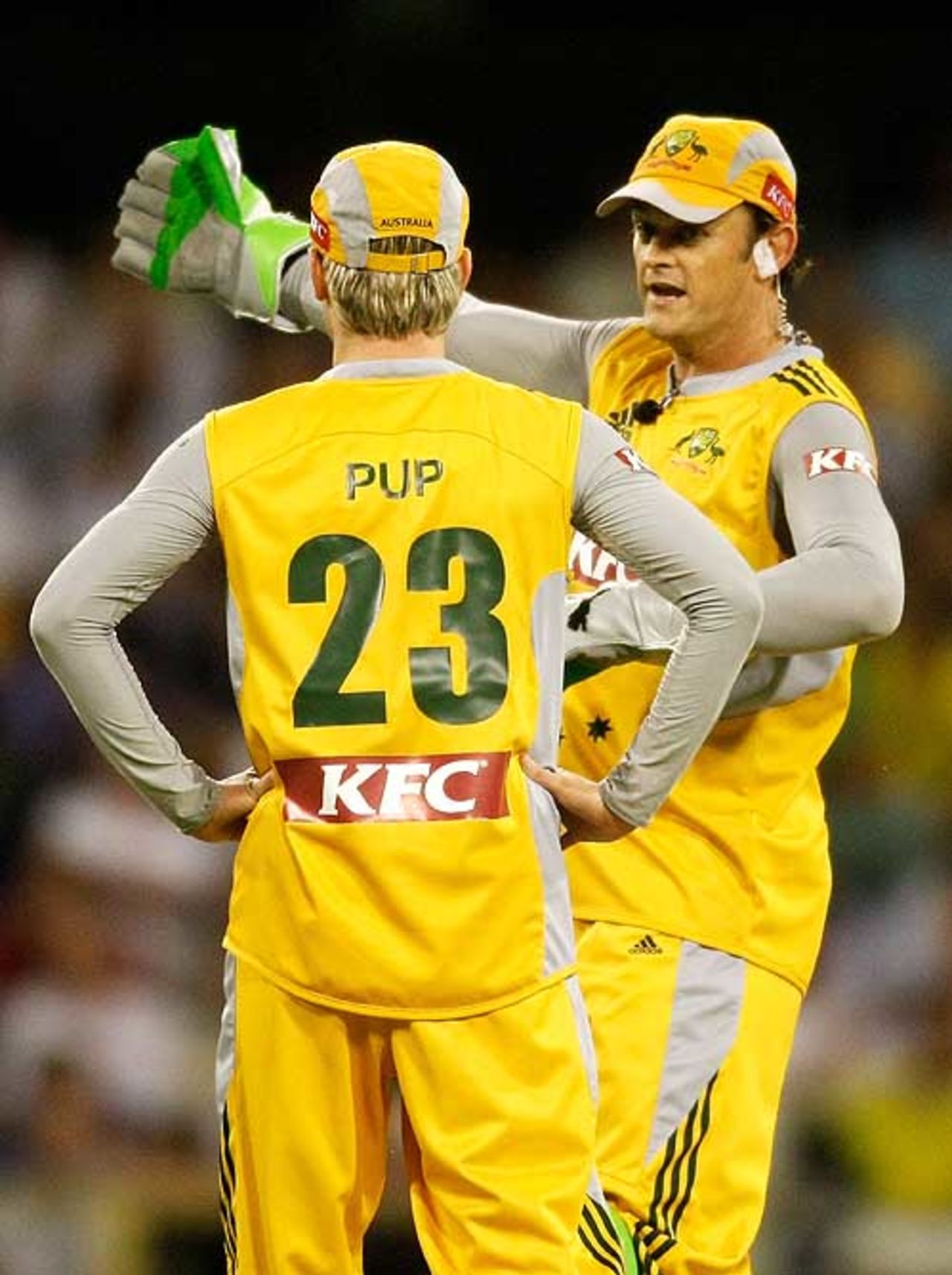 Adam Gilchrist and Michael Clarke have a chat, Australia v New Zealand, Twenty20 International, Perth, December 11, 2007 
