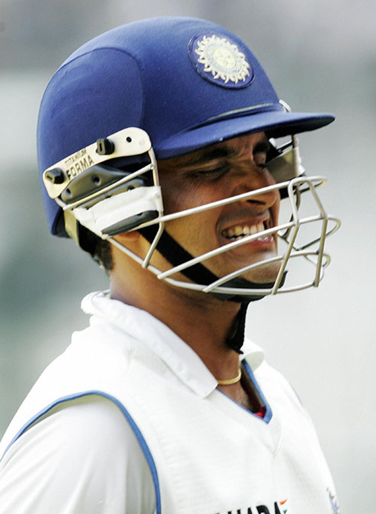 Sourav Ganguly fell nine short of a second ton in the match, India v Pakistan, 3rd Test, Bangalore, 5th day, December 12, 2007 

