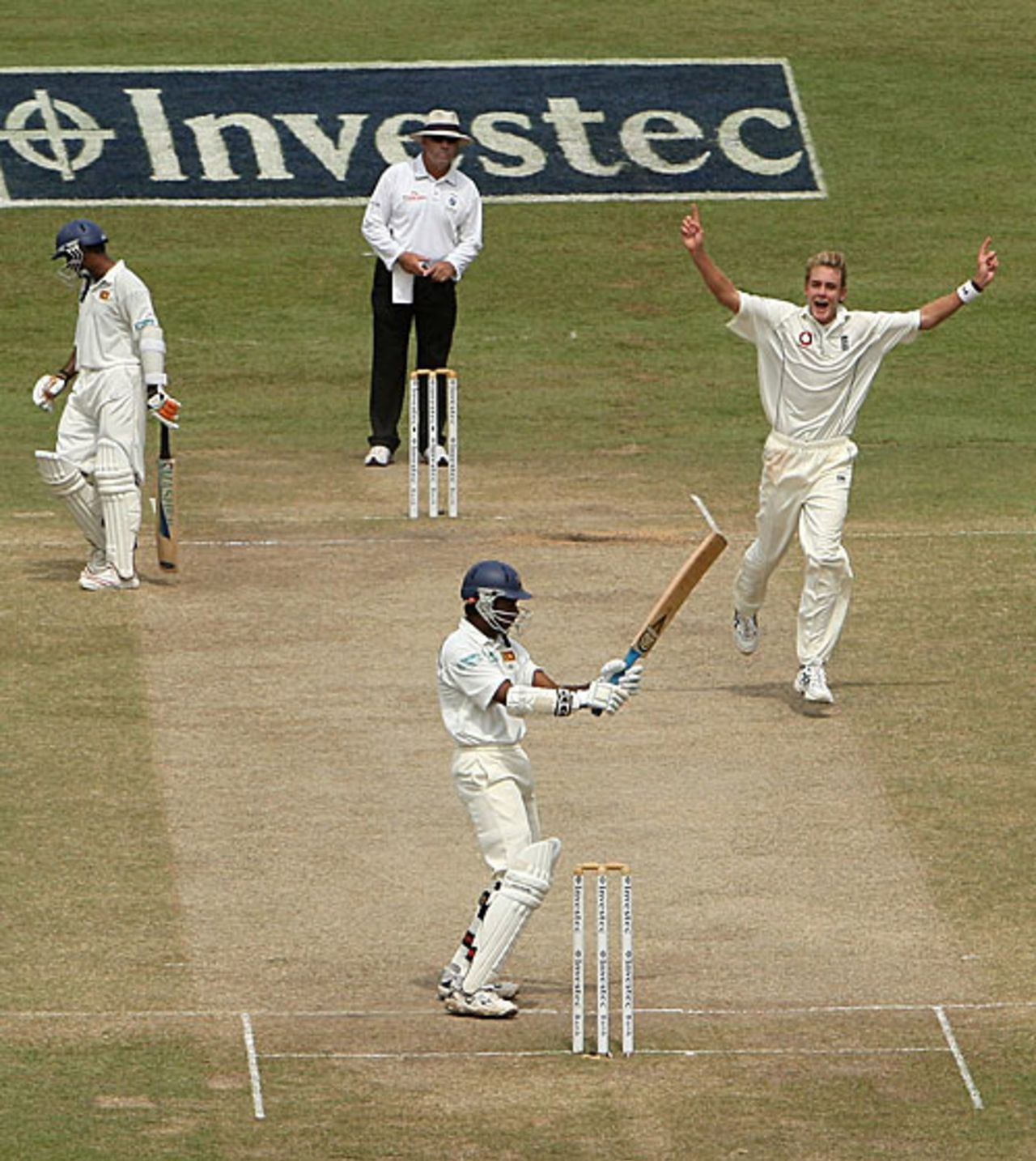 Stuart Broad runs down the pitch to celebrate the wicket of Chaminda Vaas, his first in Tests, Sri Lanka v England, 2nd Test, Colombo, December 12, 2007