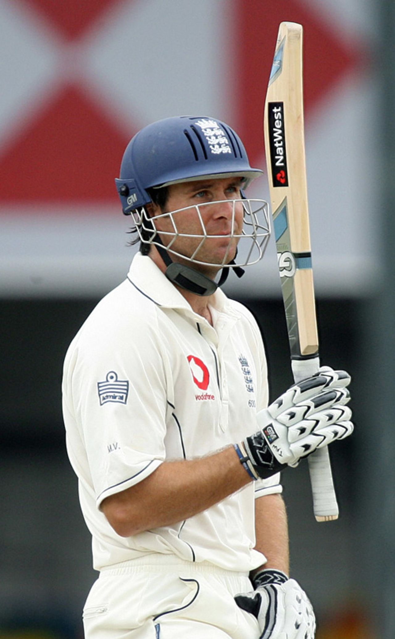 Michael Vaughan acknowledges applause for his fifty, Sri Lanka v England, 2nd Test, Colombo, December 13, 2007