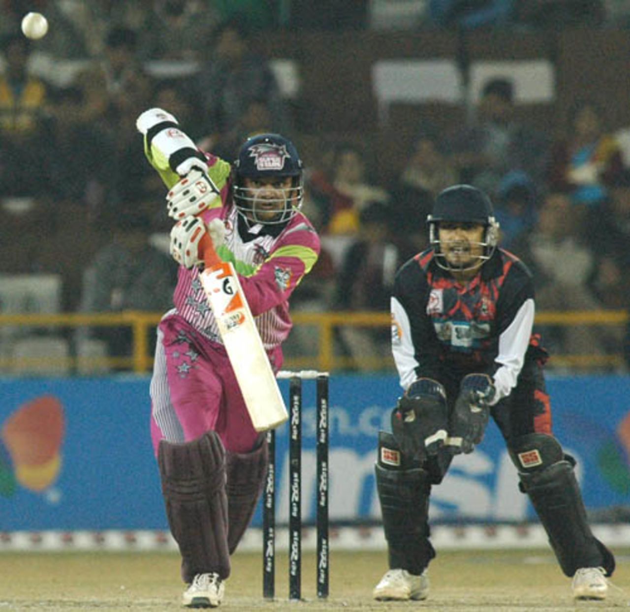 Hemang Badani scored a run-a-ball 15 for the Superstars, Chennai Superstars v Kolkata Tigers, 1st semi-final, Indian Cricket League, Panchkula, December 14, 2007