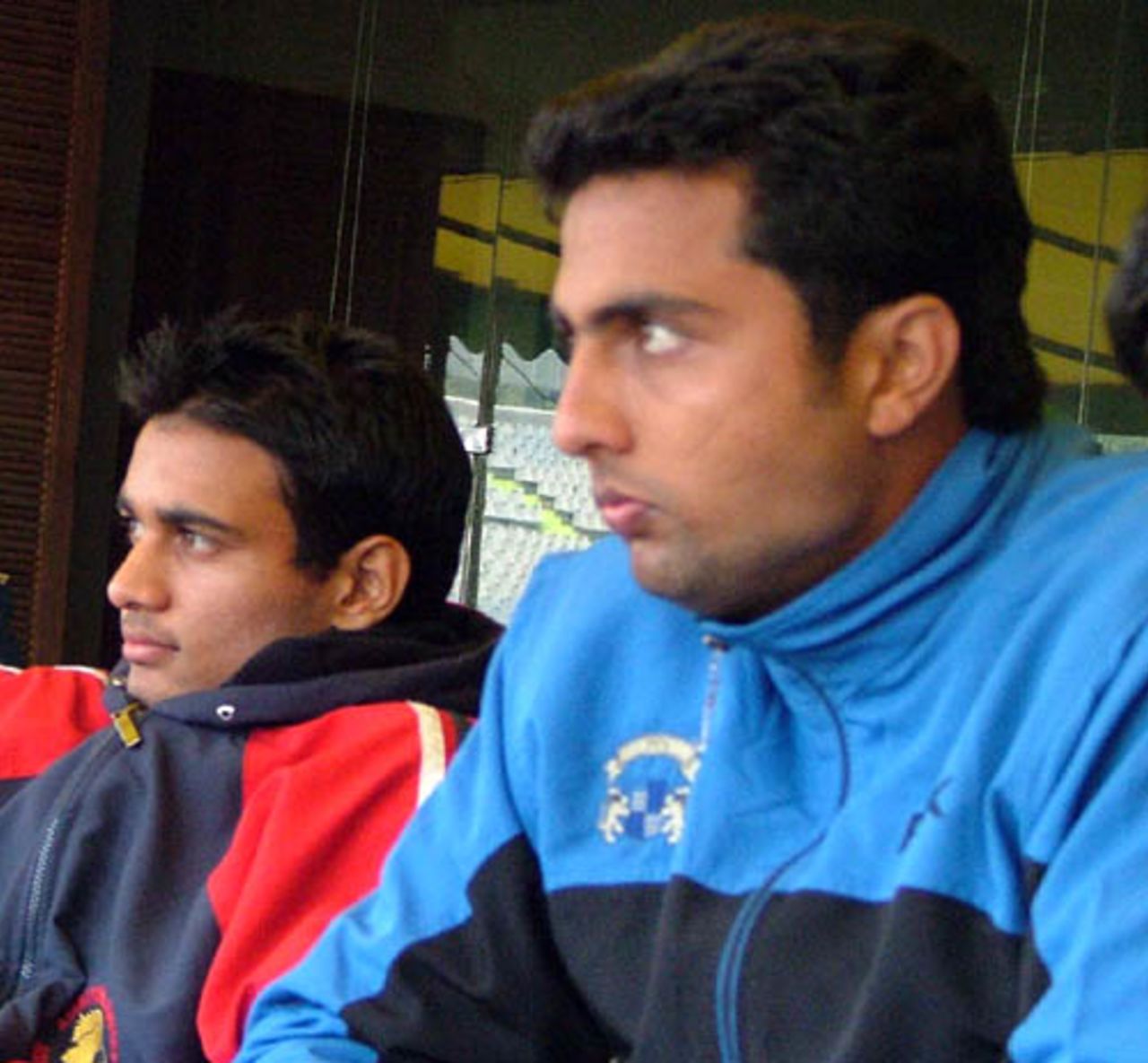 Punjab's Siddarth Kaul and VRV Singh watch the action from the sidelines, Punjab v Orissa, Ranji Trophy Super League, Group A, 6th round, Chandigarh, 3rd day, December 19, 2007 