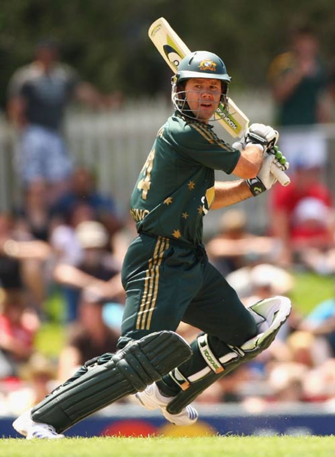 Ricky Ponting cuts on his way to an unbeaten 134, Australia v New Zealand, 3rd ODI, Hobart, December 20, 2007