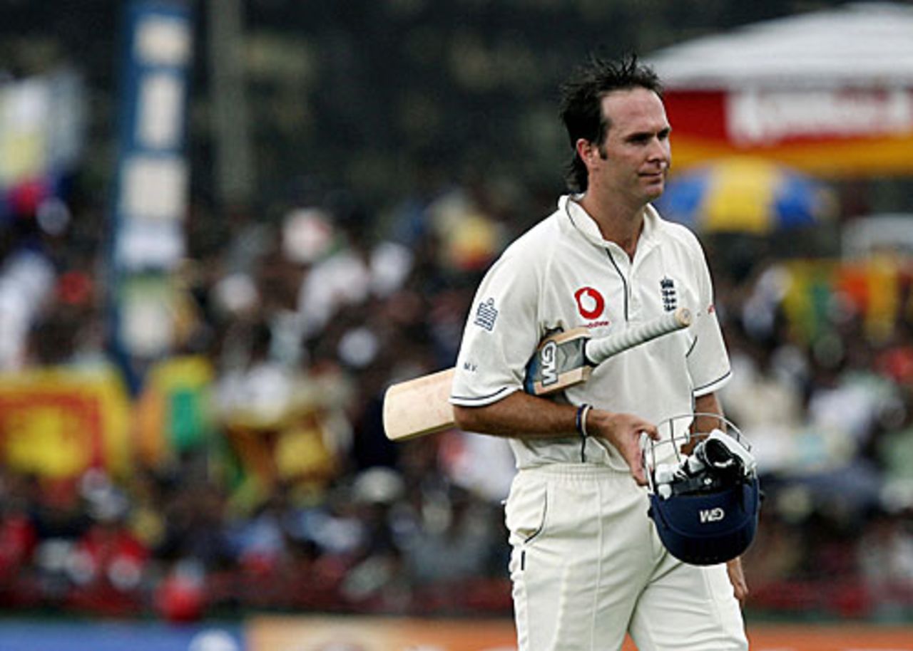 Michael Vaughan heads back to the pavilion for 24, Sri Lanka v England, 3rd Test, Galle, 4th day, December 21, 2007