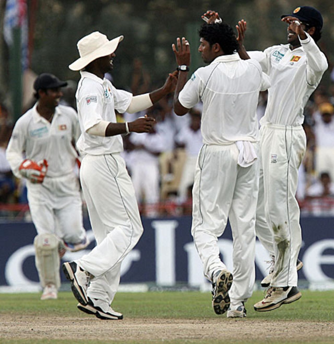 Chanaka Welegedara is congratulated on the wicket of Michael Vaughan, Sri Lanka v England, 3rd Test, Galle, 4th day, December 21, 2007