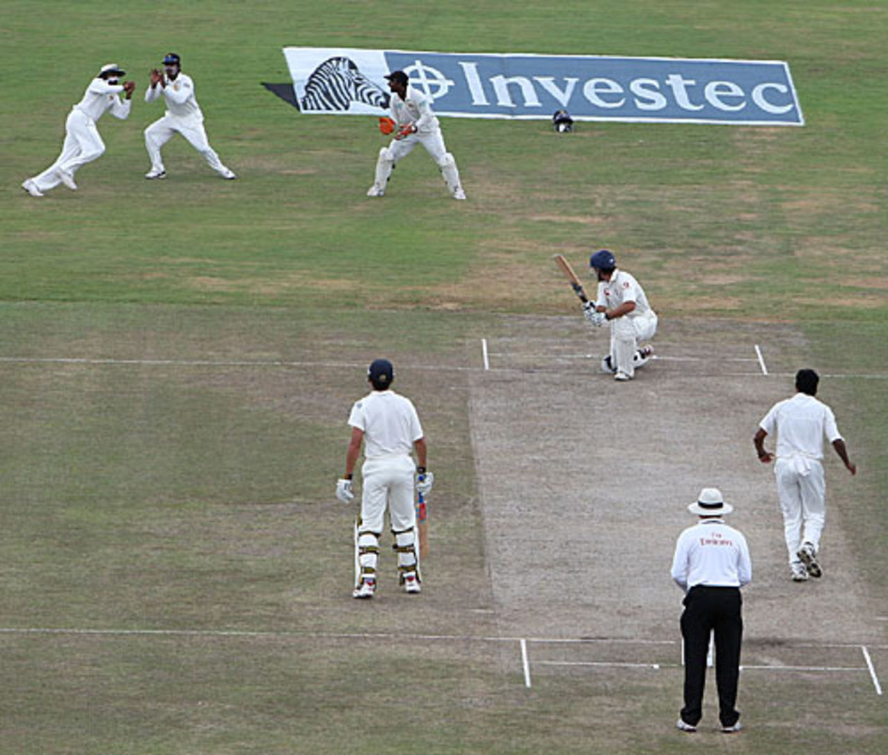 Michael Vaughan is caught by Mahela Jayawardene off Chanaka Welegedara, Sri Lanka v England, 3rd Test, Galle, 4th day, December 21, 2007