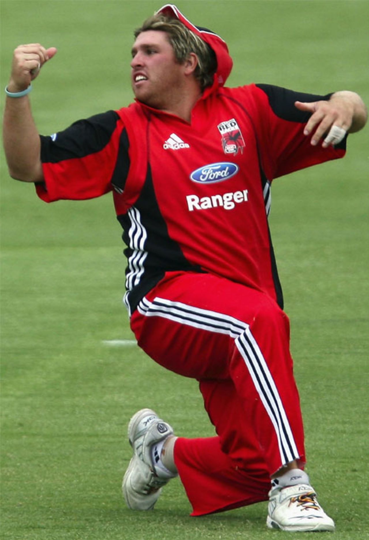 Mark Cosgrove lent a weighty contribution to South Australia's fielding, South Australia v Queensland, FR Cup, Adelaide, December 23, 2007