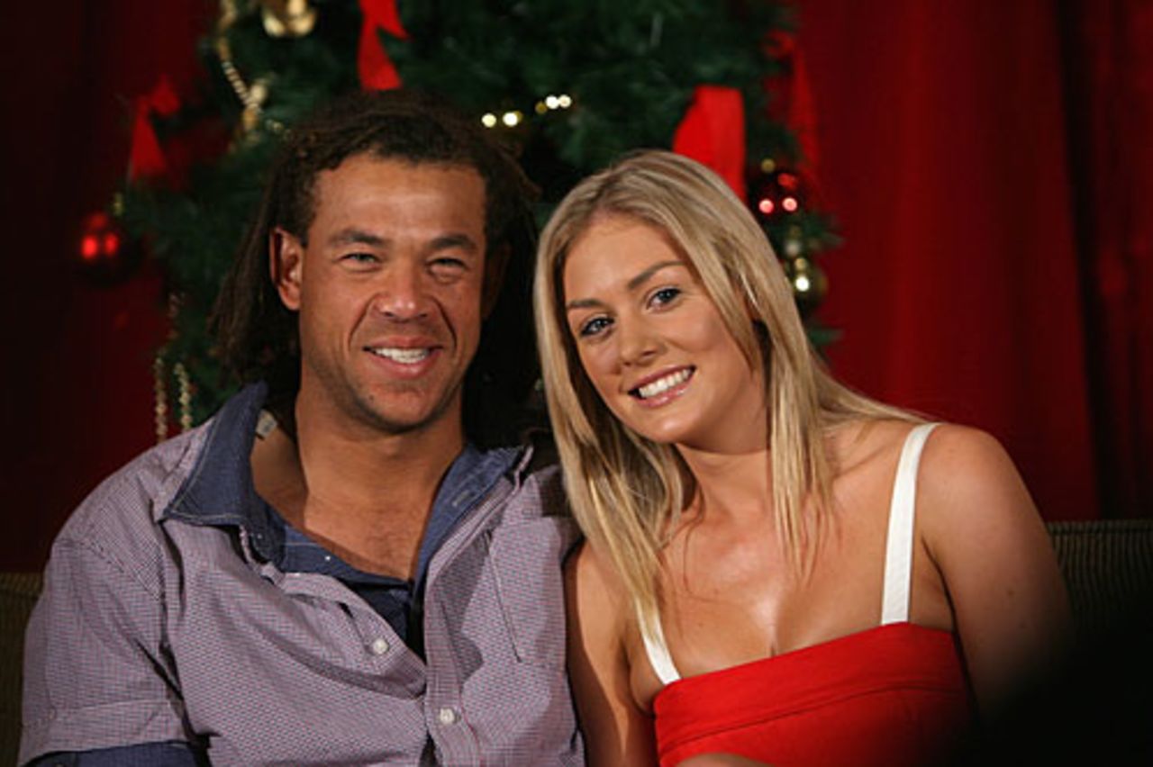 Andrew Symonds and girlfriend Kate Johnson at the Australian side's Christmas lunch, Melbourne, December 25, 2007
