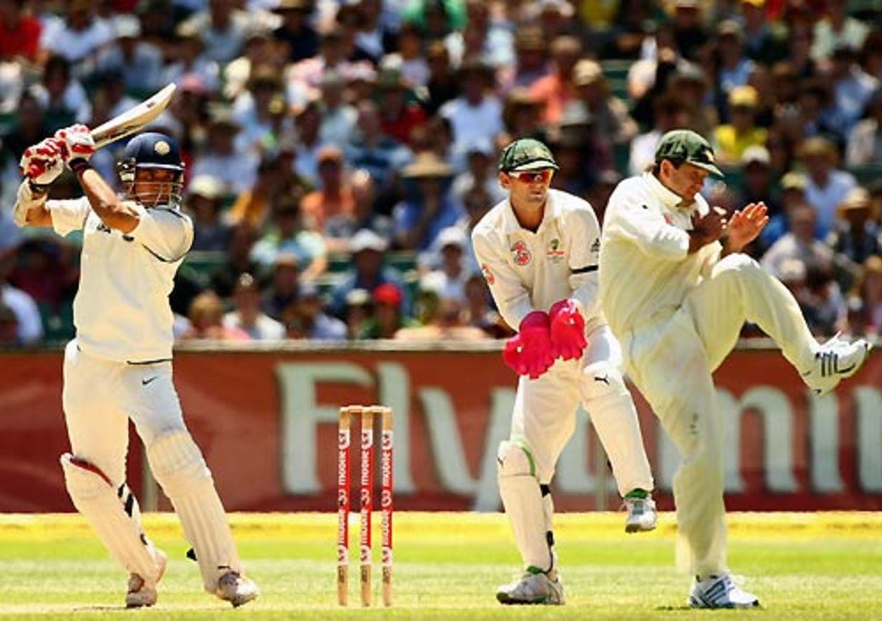 Sourav Ganguly unfurls a fierce cut past Ricky Ponting, Australia v India, 1st Test, Melbourne, 2nd day, December 27, 2007