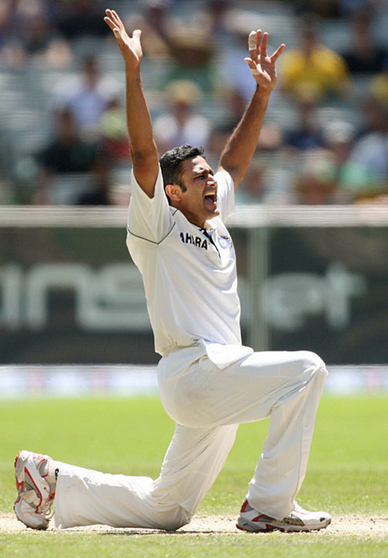 Anil Kumble appeals unsuccessfully, Australia v India, 1st Test, Melbourne, 3rd day, December 28, 2007