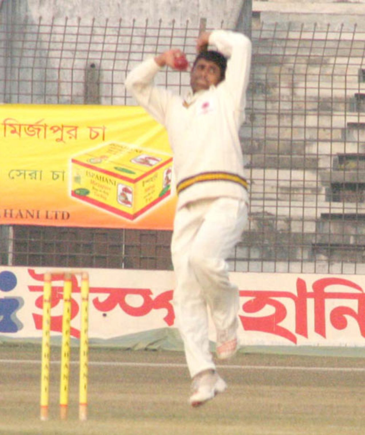Rajshahi's Farhad Hossain took four wickets, Rajshahi v Khulna, National Cricket League 9th round, 2nd day, Rajshahi Stadium, December 28, 2007