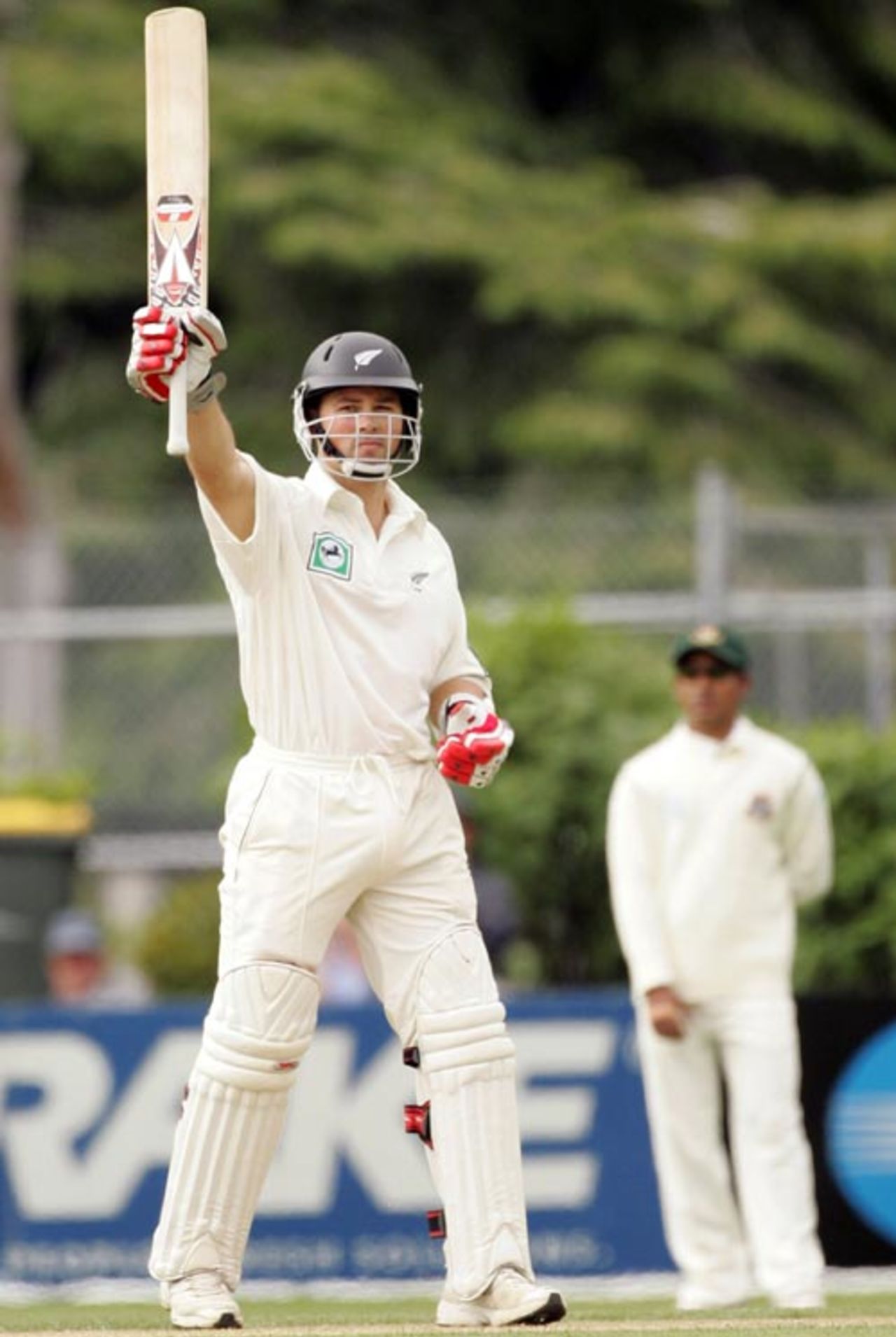 Matthew Bell marked his return with a confident half-century, New Zealand v Bangladesh, 1st Test, Dunedin, 1st day, January 4, 2008