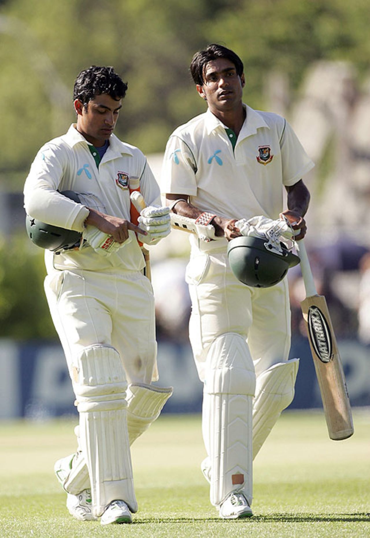 Junaid Siddique and Tamim Iqbal added 148 on day two, New Zealand v Bangladesh, 1st Test, Dunedin, 2nd day, January 5, 2008