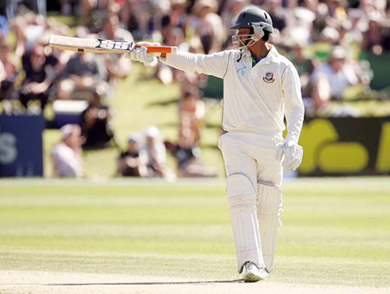 Tamim Iqbal notched up a second fifty on Test debut, New Zealand v Bangladesh, 1st Test, Dunedin, 2nd day, January 5, 2008