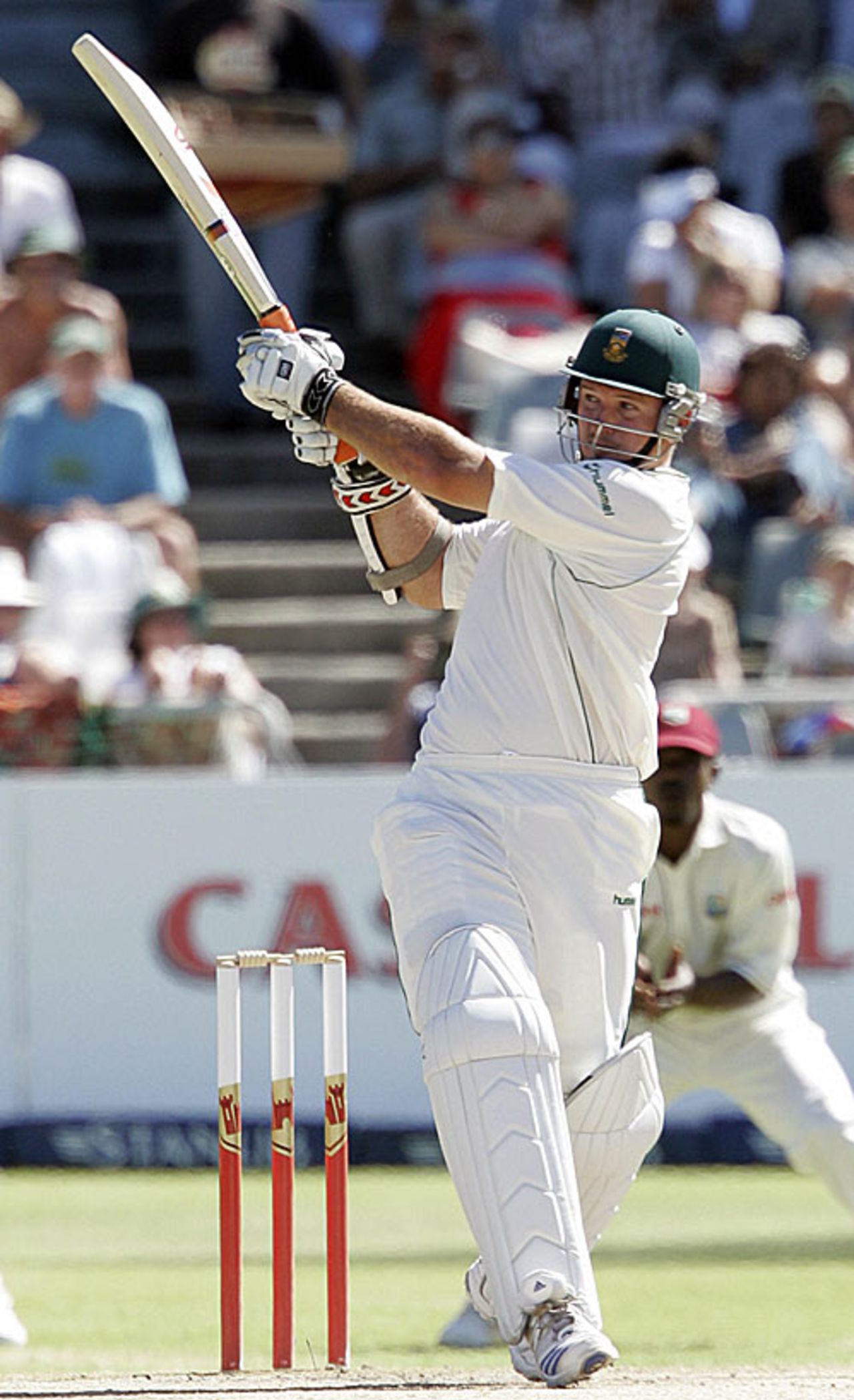 Graeme Smith lofts over midwicket during his quickfire fifty, South Africa v West Indies, 2nd Test, Cape Town, January 5, 2008