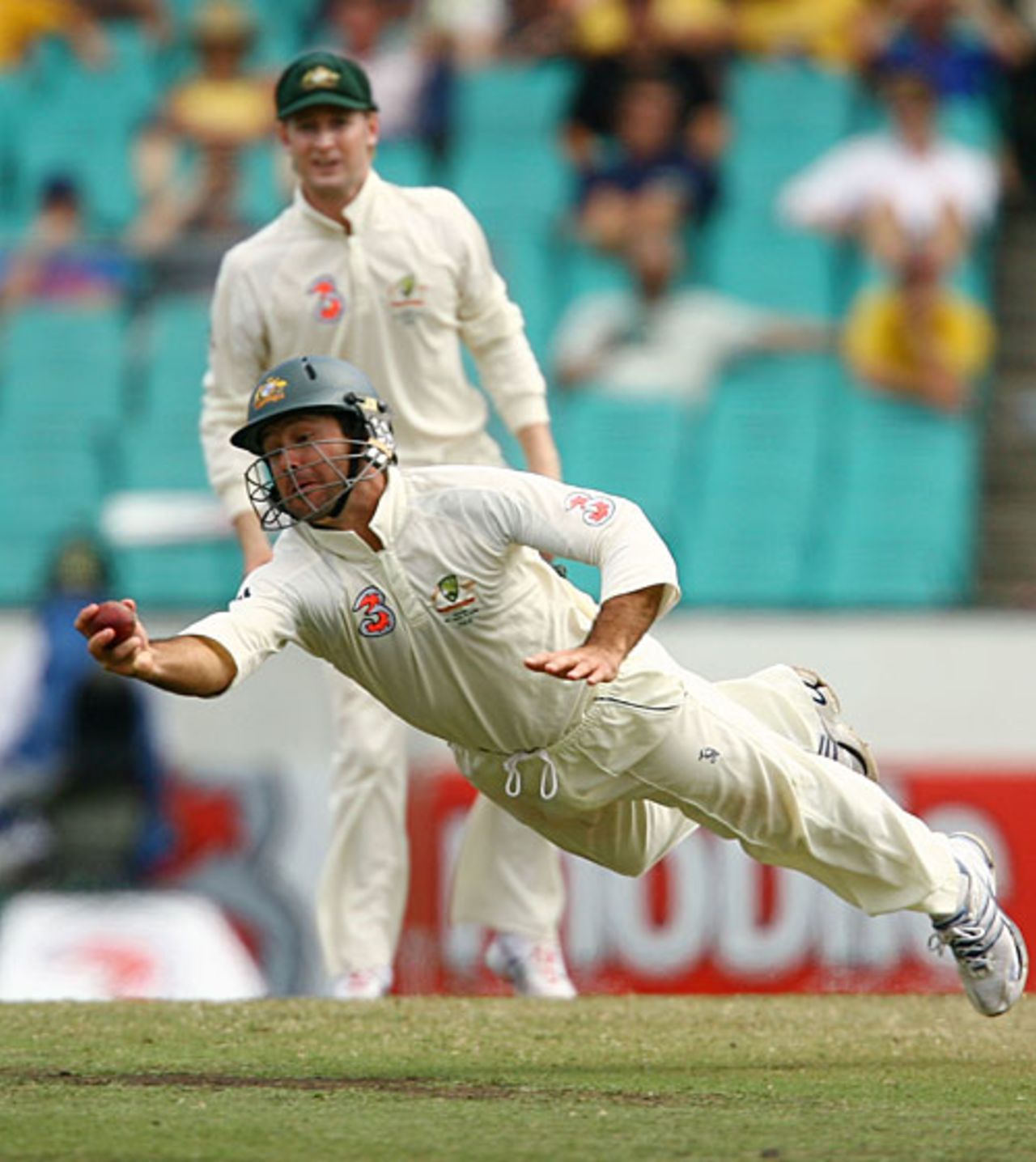 Ricky Ponting dives to take a catch which was eventually turned down, Australia v India, 2nd Test, Sydney, 5th day, January 6, 2008